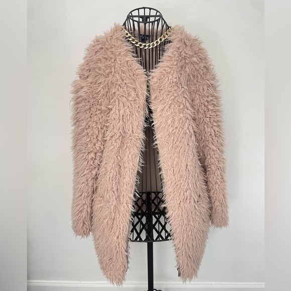 Blush Fuzzy Long Sleeve Coat size M - Picture 4 of 9